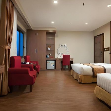 Royal Palace Hotel Tuyen Quang Eksteriør billede