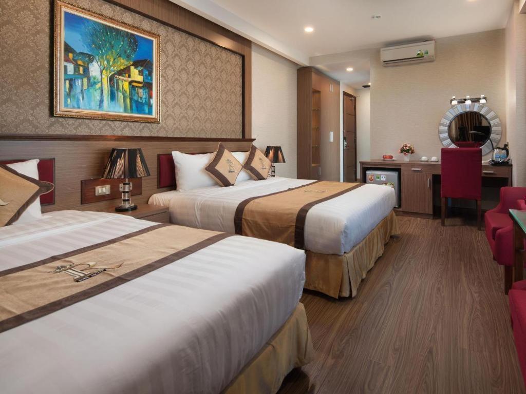 Royal Palace Hotel Tuyen Quang Eksteriør billede