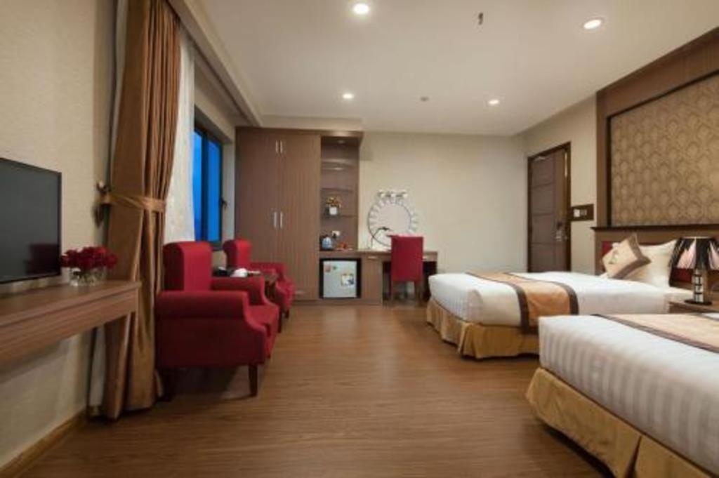 Royal Palace Hotel Tuyen Quang Eksteriør billede