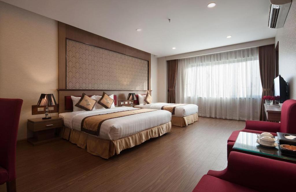 Royal Palace Hotel Tuyen Quang Eksteriør billede